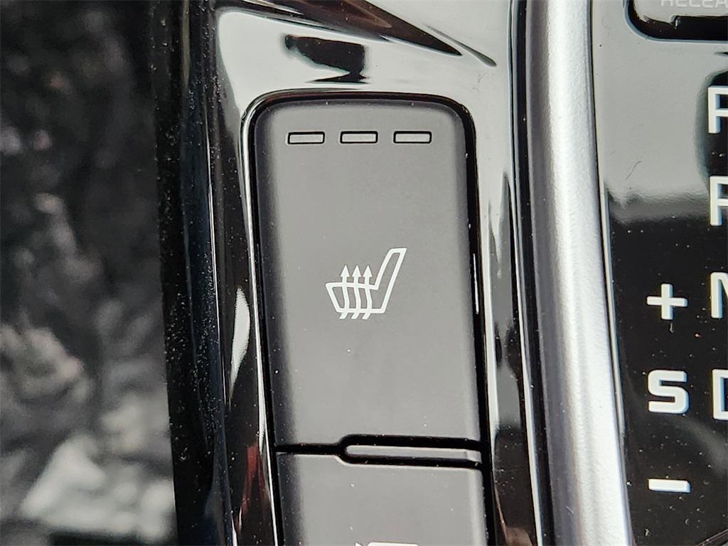 new 2025 Kia Seltos car, priced at $26,127