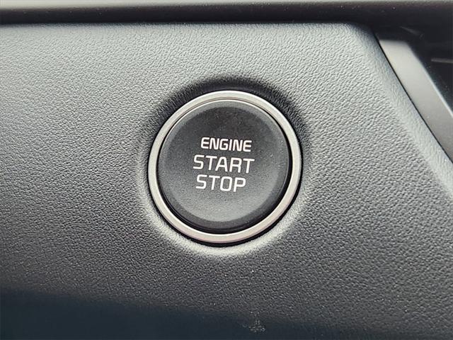 new 2025 Kia Seltos car, priced at $28,740