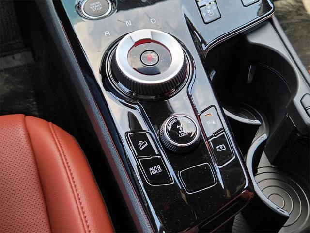 new 2025 Kia Sportage Hybrid car, priced at $39,392