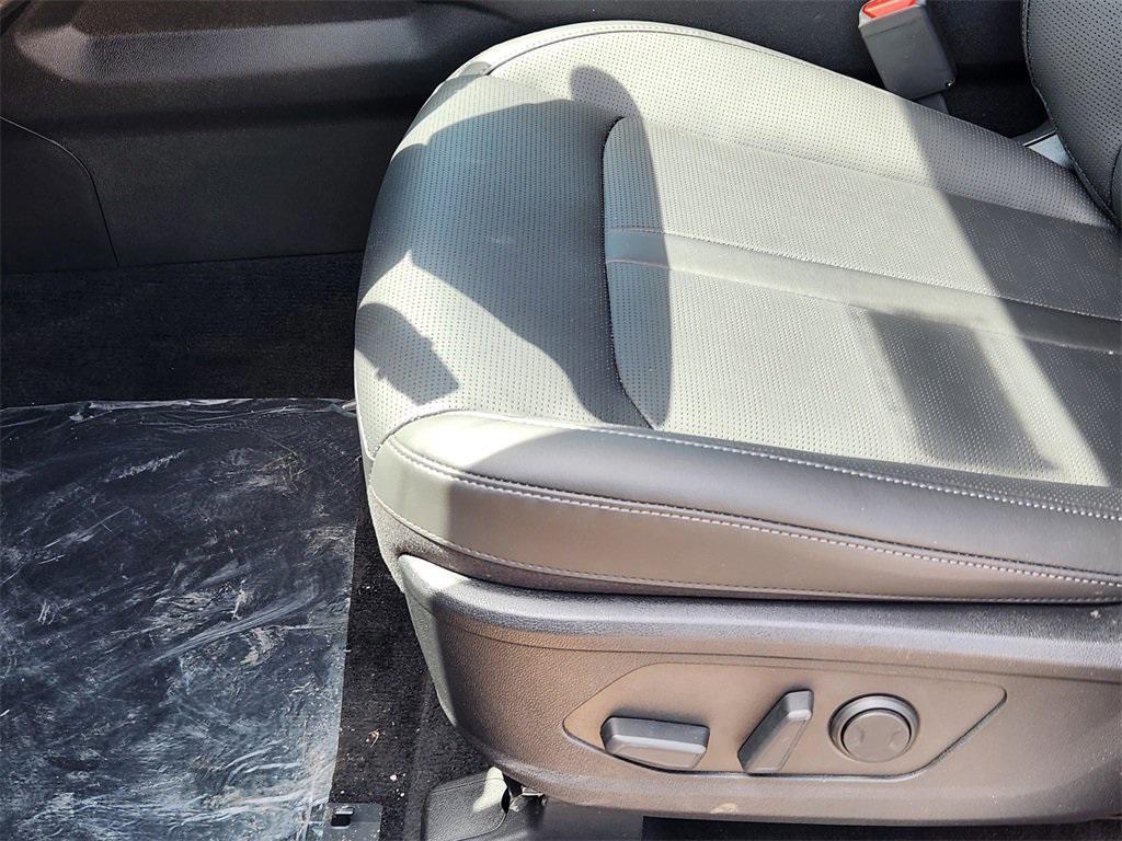 new 2025 Kia Sorento car, priced at $39,632