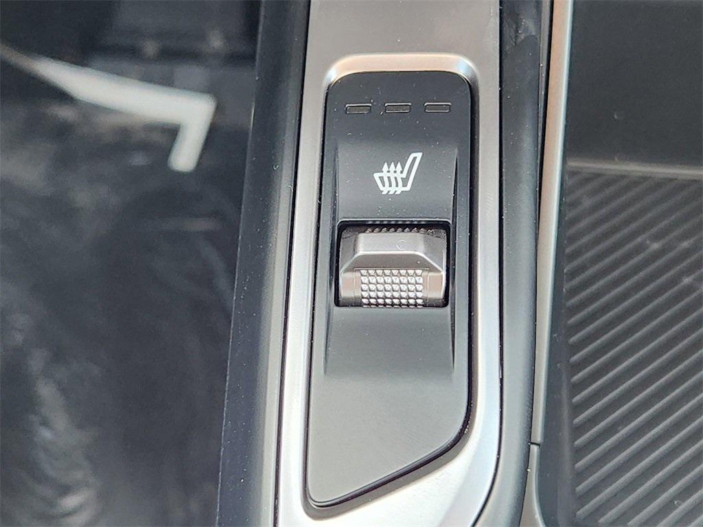 new 2025 Kia Sorento car, priced at $39,632