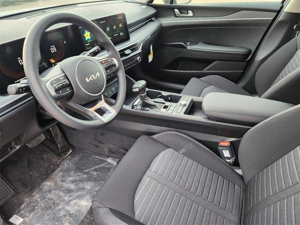 new 2025 Kia K5 car, priced at $25,944