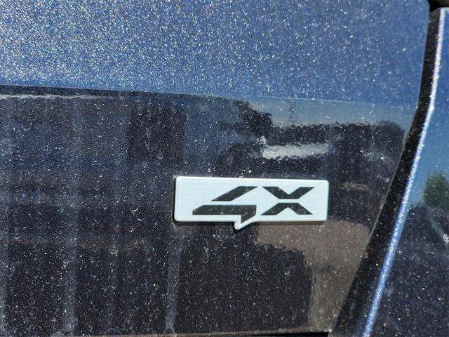 new 2025 Kia Sorento car, priced at $41,885