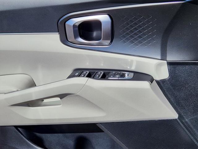 new 2025 Kia Sorento car, priced at $41,885