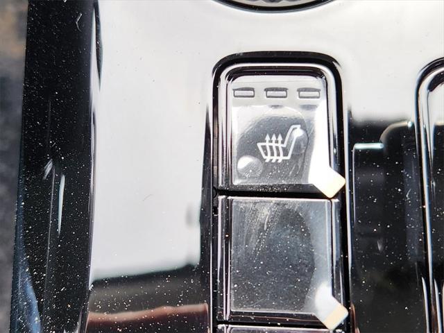 new 2025 Kia Niro car, priced at $32,386