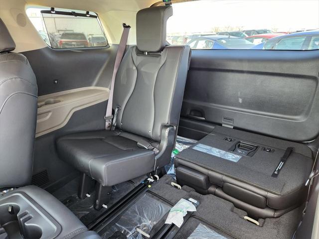 new 2025 Kia Carnival Hybrid car, priced at $42,969
