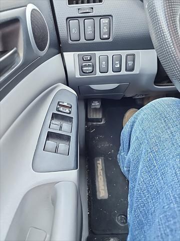 used 2014 Toyota Tacoma car, priced at $26,118