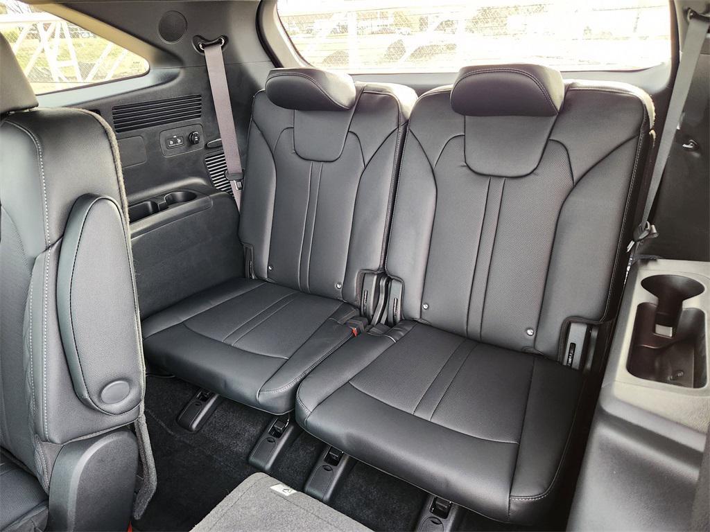 new 2026 Kia Sorento Hybrid car, priced at $49,010