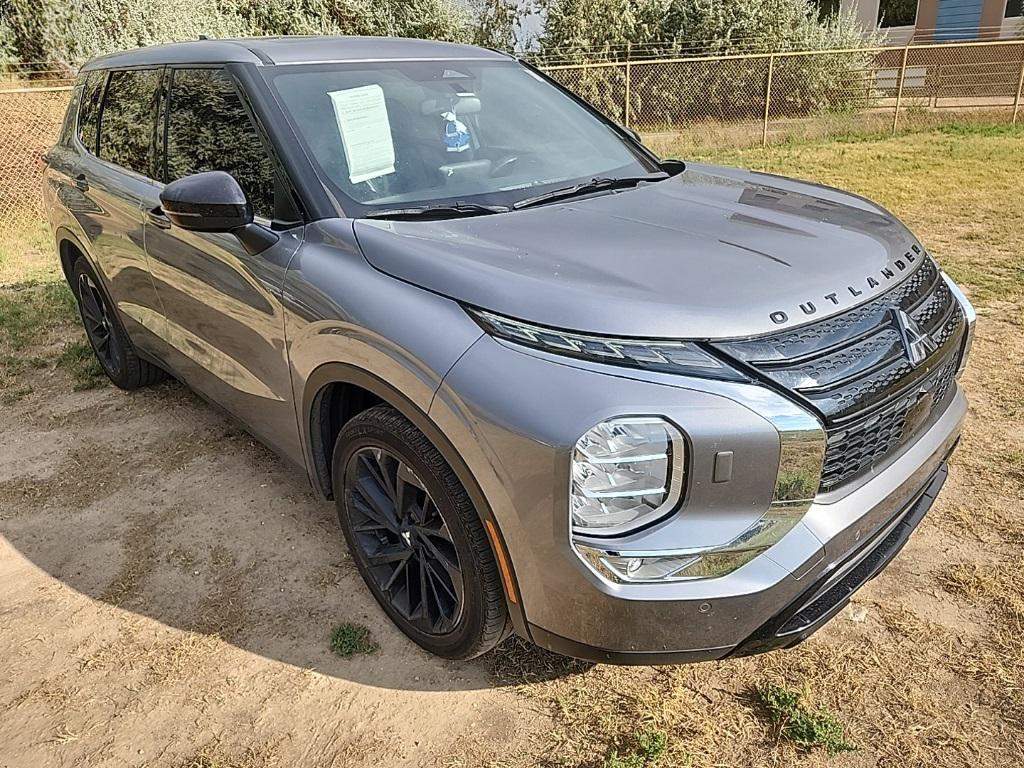 used 2022 Mitsubishi Outlander car, priced at $25,921