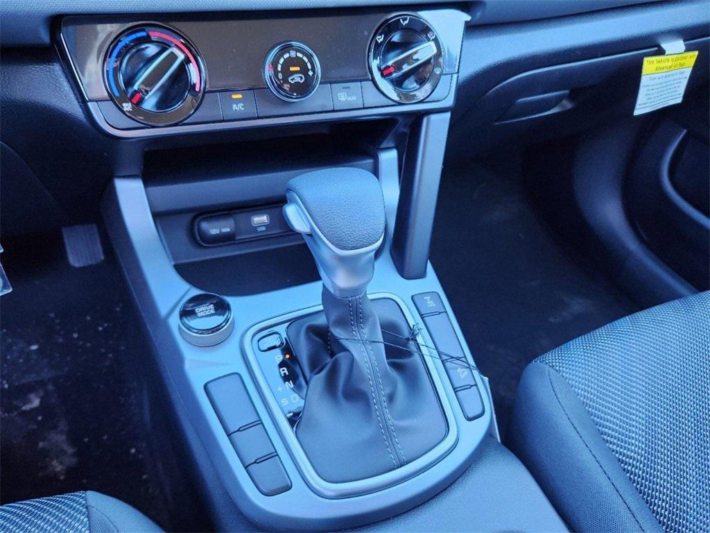 new 2025 Kia Seltos car, priced at $24,003