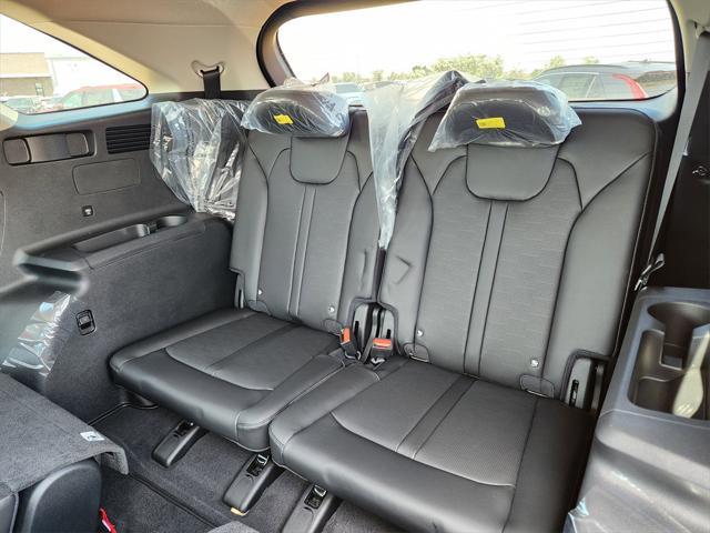 new 2025 Kia Sorento car, priced at $40,953