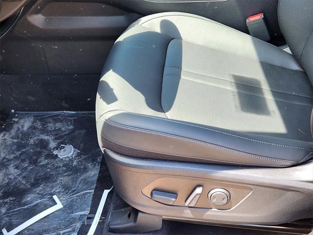 new 2025 Kia Sorento car, priced at $40,953