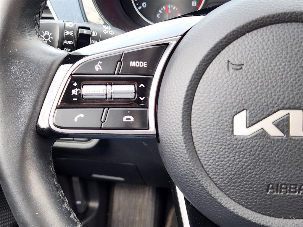 used 2023 Kia Seltos car, priced at $21,833