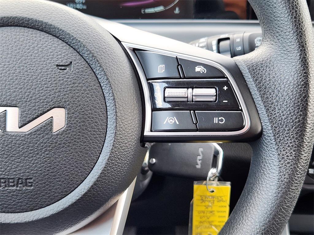 used 2024 Kia Seltos car, priced at $22,498