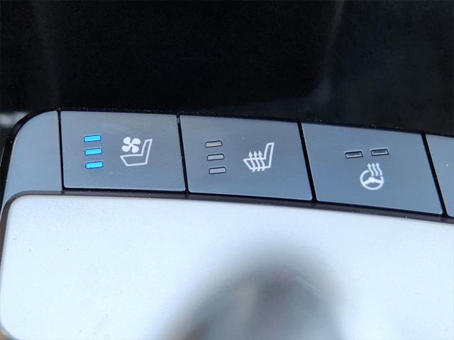 new 2025 Kia EV6 car, priced at $56,235
