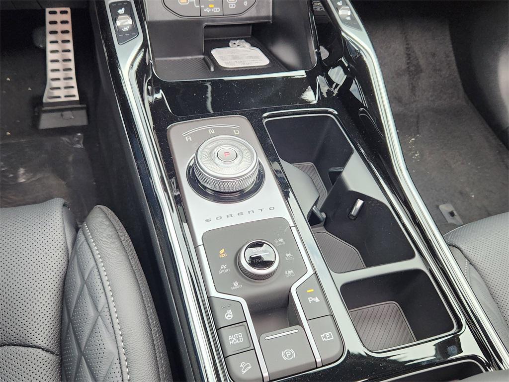 new 2026 Kia Sorento Hybrid car, priced at $49,075