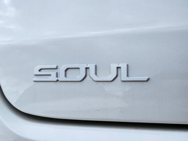 new 2025 Kia Soul car, priced at $25,444