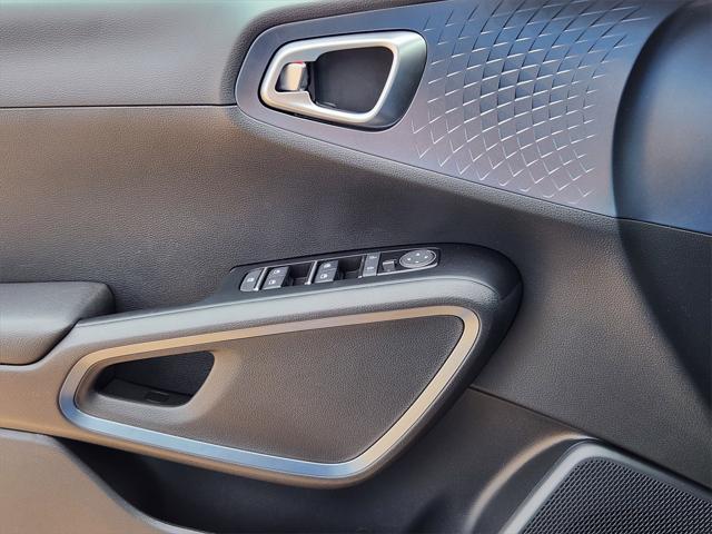new 2025 Kia Soul car, priced at $25,444