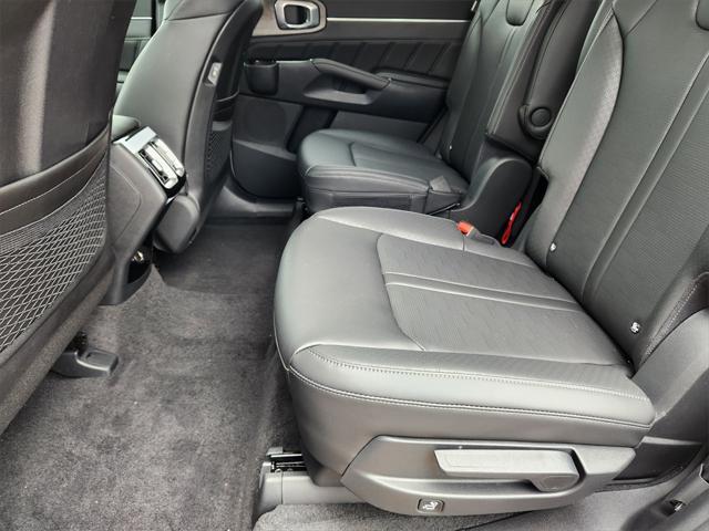 new 2025 Kia Sorento car, priced at $43,096