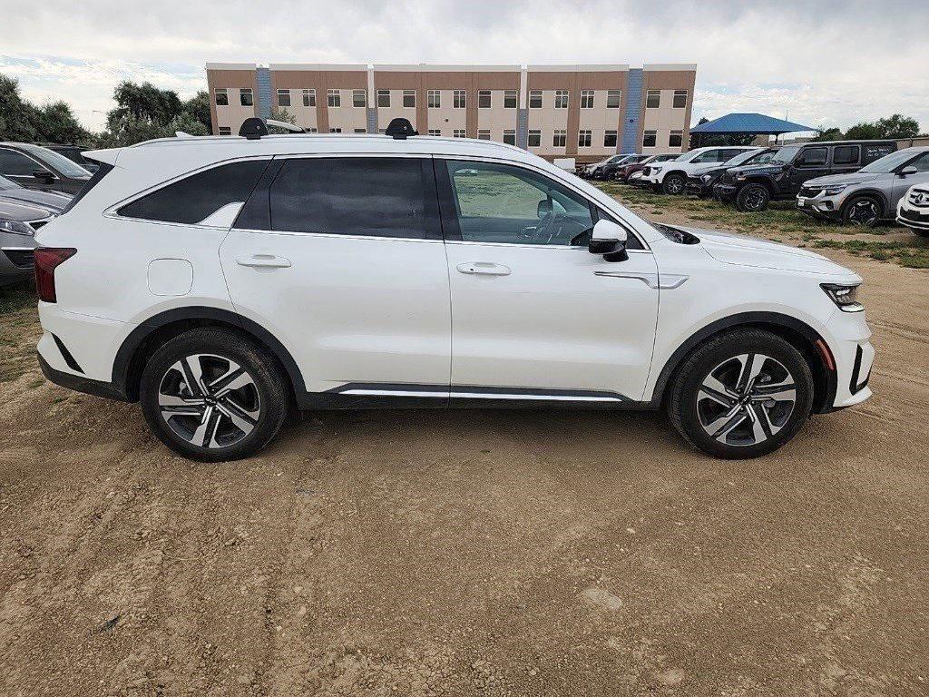 used 2022 Kia Sorento Plug-In Hybrid car, priced at $35,949