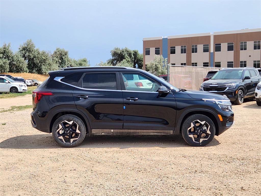 new 2025 Kia Seltos car, priced at $27,874
