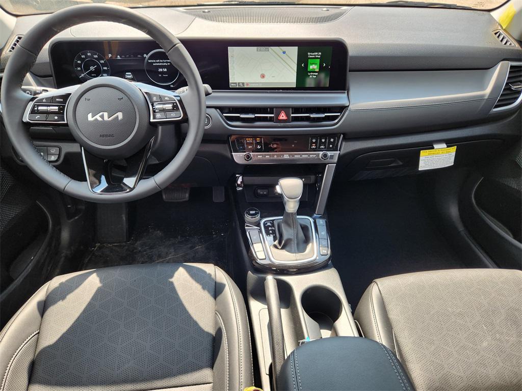 new 2025 Kia Seltos car, priced at $27,874