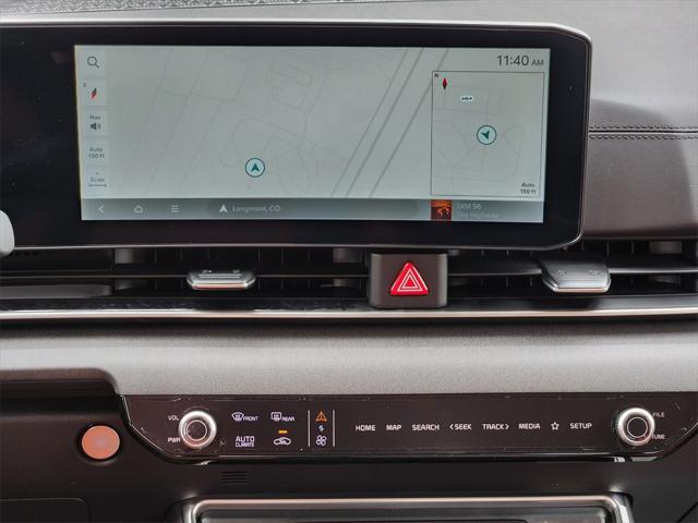 new 2025 Kia Carnival car, priced at $40,791