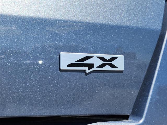 new 2025 Kia Sorento car, priced at $41,122