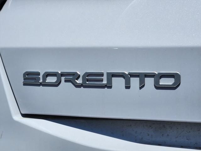 new 2025 Kia Sorento car, priced at $40,142