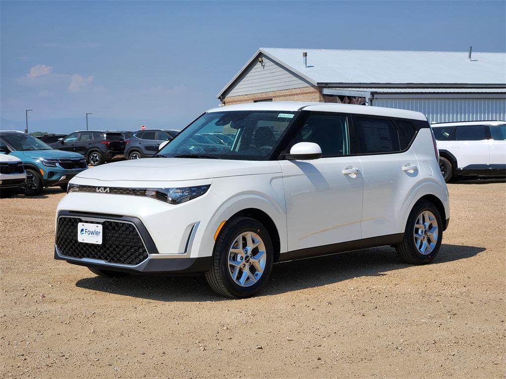 new 2025 Kia Soul car, priced at $24,210