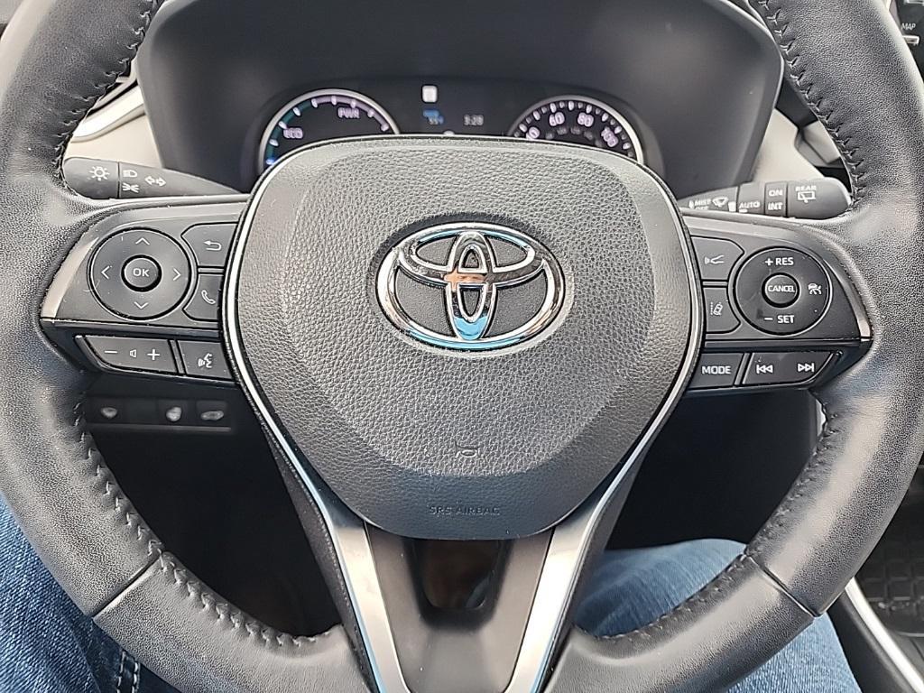 used 2022 Toyota RAV4 Hybrid car, priced at $31,895
