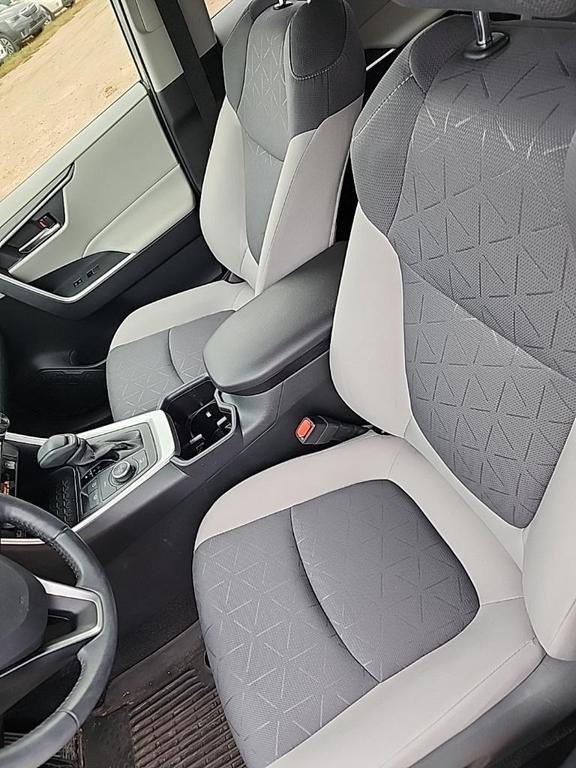used 2022 Toyota RAV4 Hybrid car, priced at $31,895