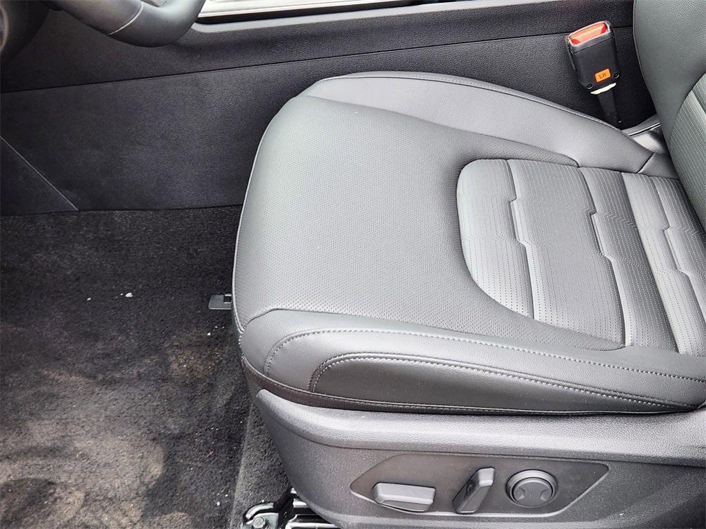 new 2026 Kia Sportage car, priced at $37,381