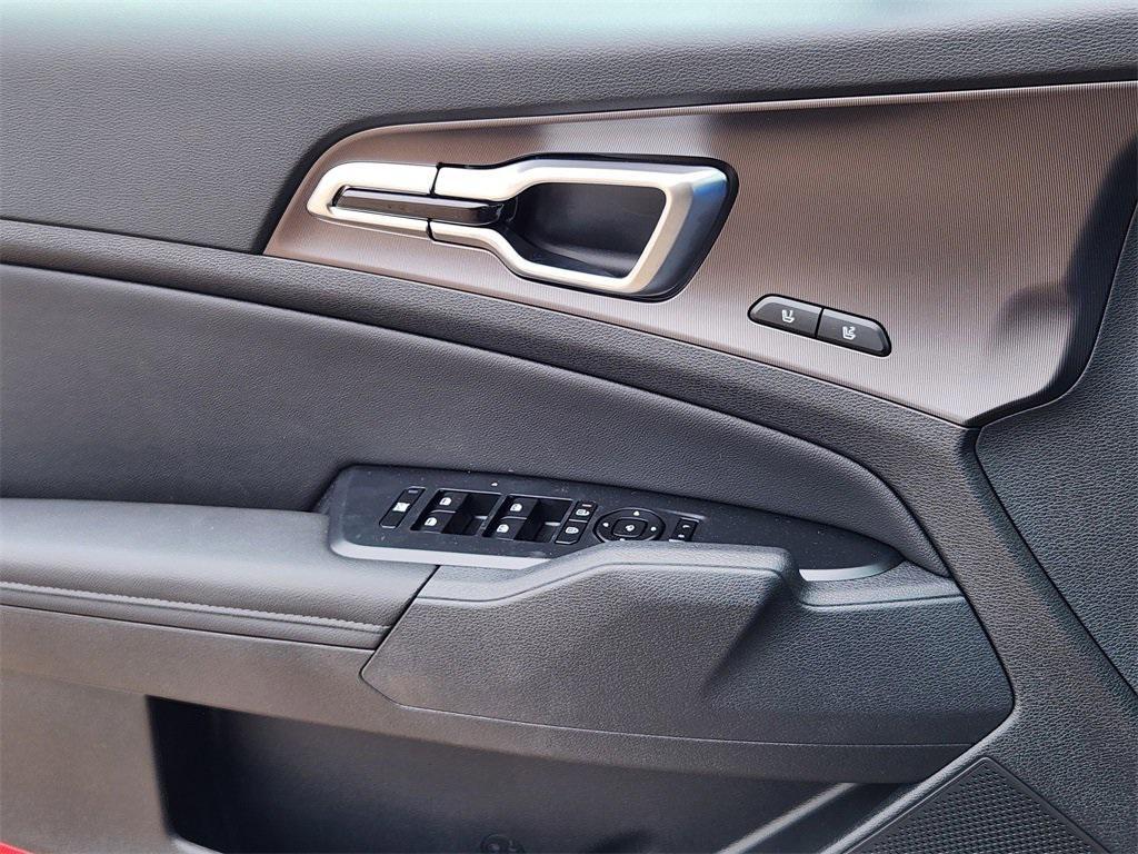 new 2026 Kia Sportage car, priced at $37,381