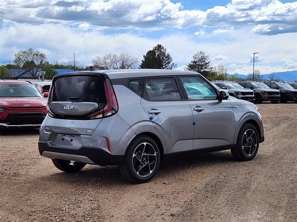 new 2025 Kia Soul car, priced at $24,117