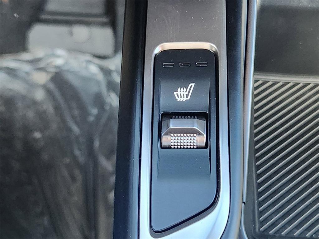 new 2026 Kia Sorento car, priced at $44,335