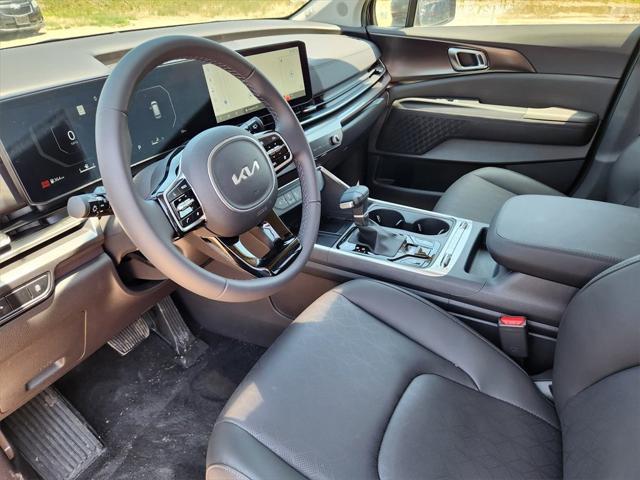 new 2025 Kia Carnival car, priced at $46,112