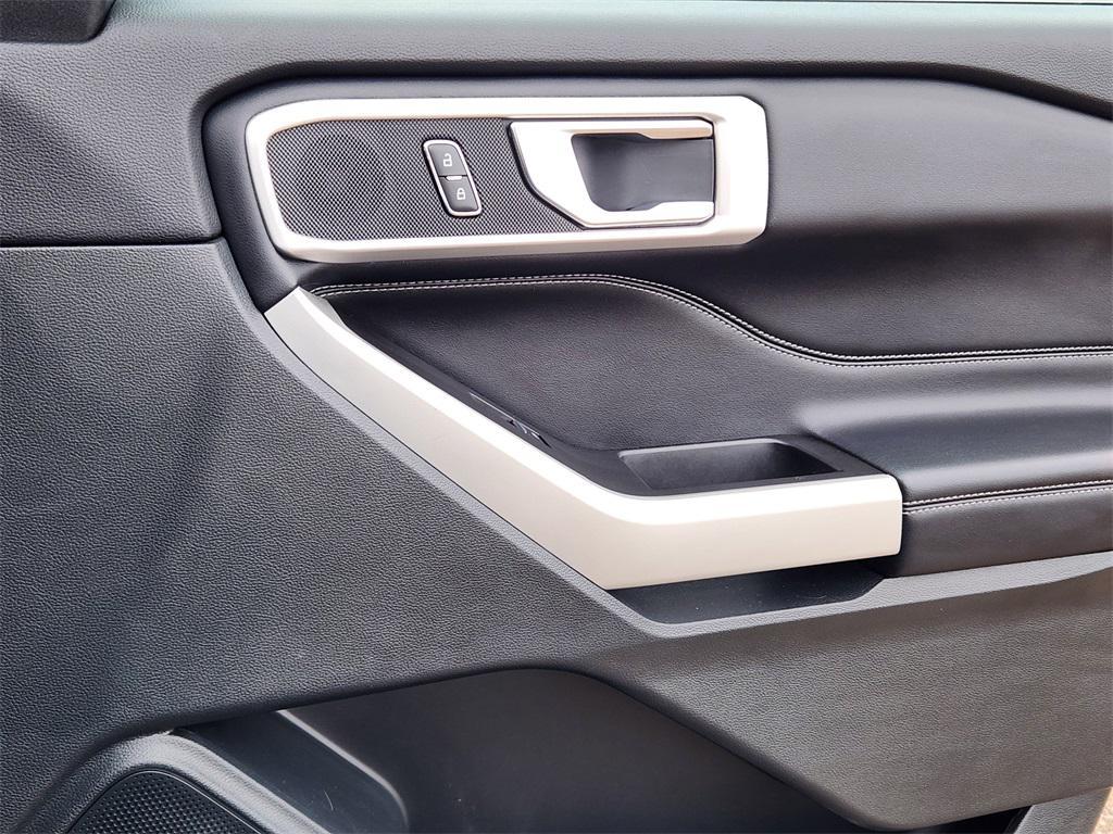 used 2021 Ford Explorer car, priced at $27,949