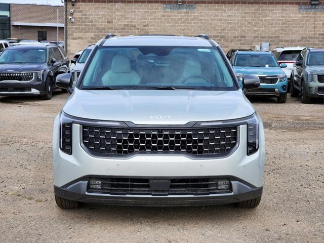 new 2025 Kia Carnival car, priced at $51,770