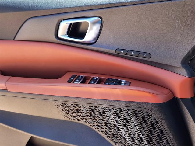 new 2025 Kia Carnival car, priced at $39,031