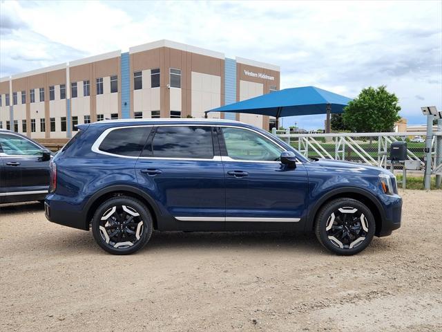 new 2025 Kia Telluride car, priced at $43,238