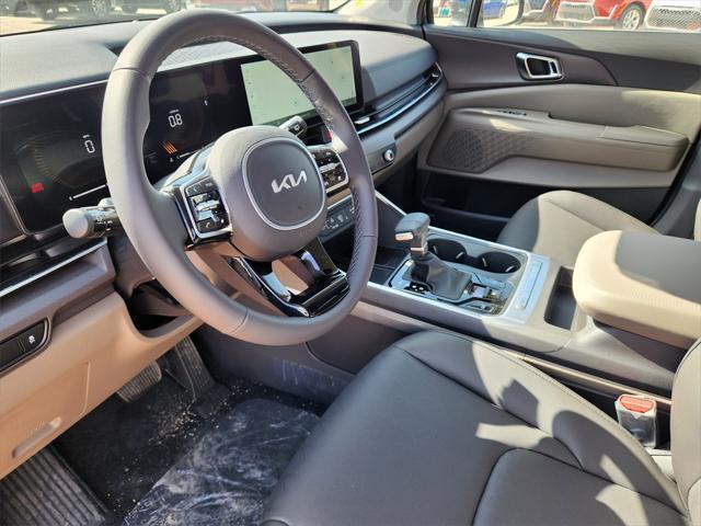 new 2025 Kia Carnival car, priced at $41,089