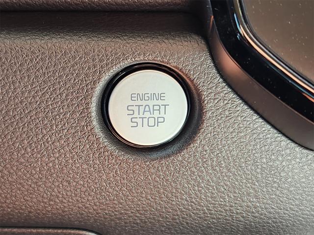 new 2025 Kia Carnival car, priced at $39,486