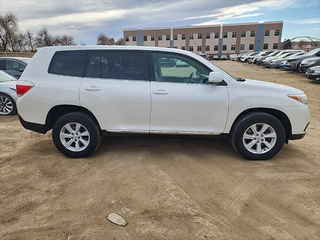 used 2013 Toyota Highlander car, priced at $14,441