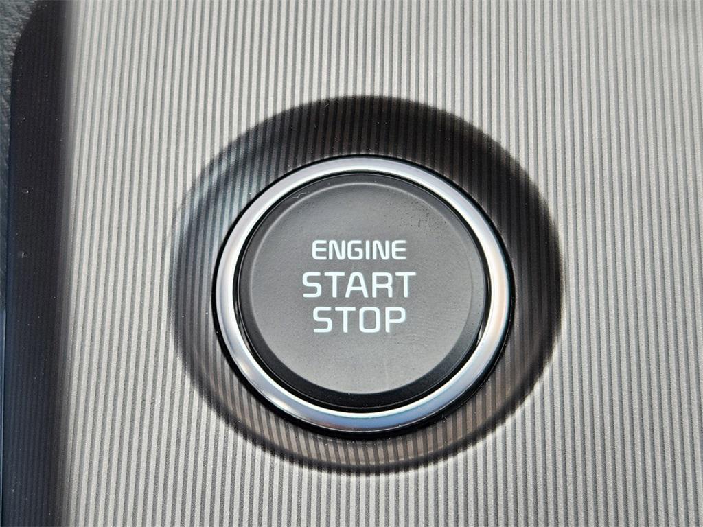 new 2026 Kia Sportage Hybrid car, priced at $35,685