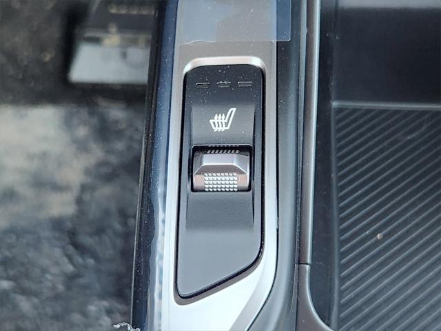 new 2025 Kia Sorento Hybrid car, priced at $38,723
