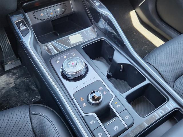 new 2025 Kia Sorento Hybrid car, priced at $38,723