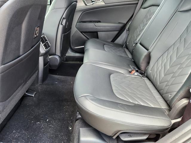new 2025 Kia Sportage car, priced at $35,644