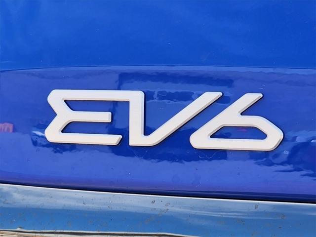new 2025 Kia EV6 car, priced at $58,370