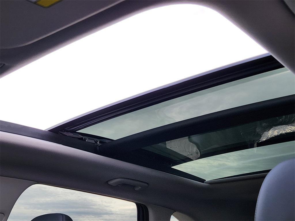 new 2026 Kia Sorento Hybrid car, priced at $44,775